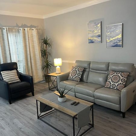 Huge One Bedroom With 2 Queen Size Beds Houston Kültér fotó